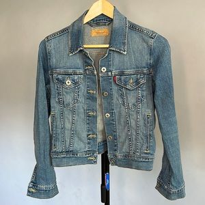 Levi Jean Jacket Women’s Small